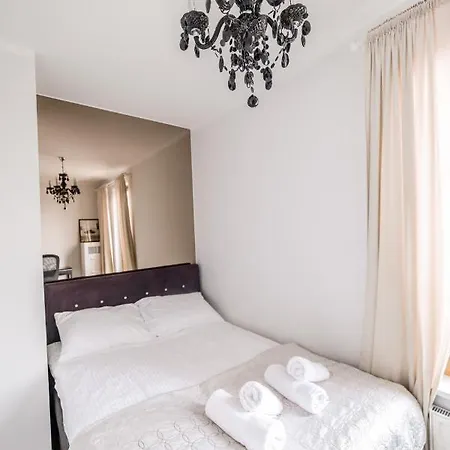 Bulwar Kurlandzki Vistula Apartment *